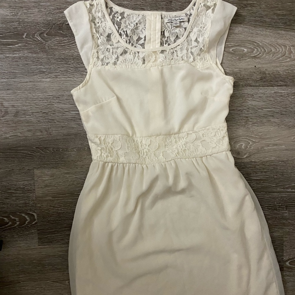 White lace dress